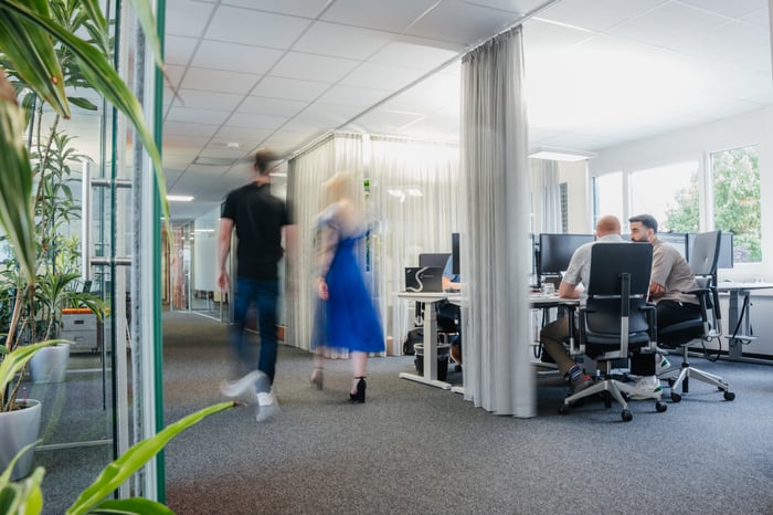 Salesware2025_300dpi-81